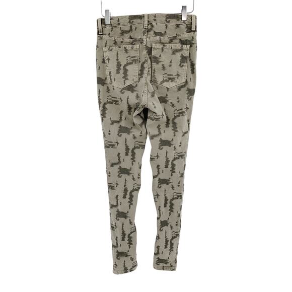2/$30 FREE PEOPLE Skinny Jeans Size 30 Green Denim Stretch Unique Print High Rse - Picture 6 of 7